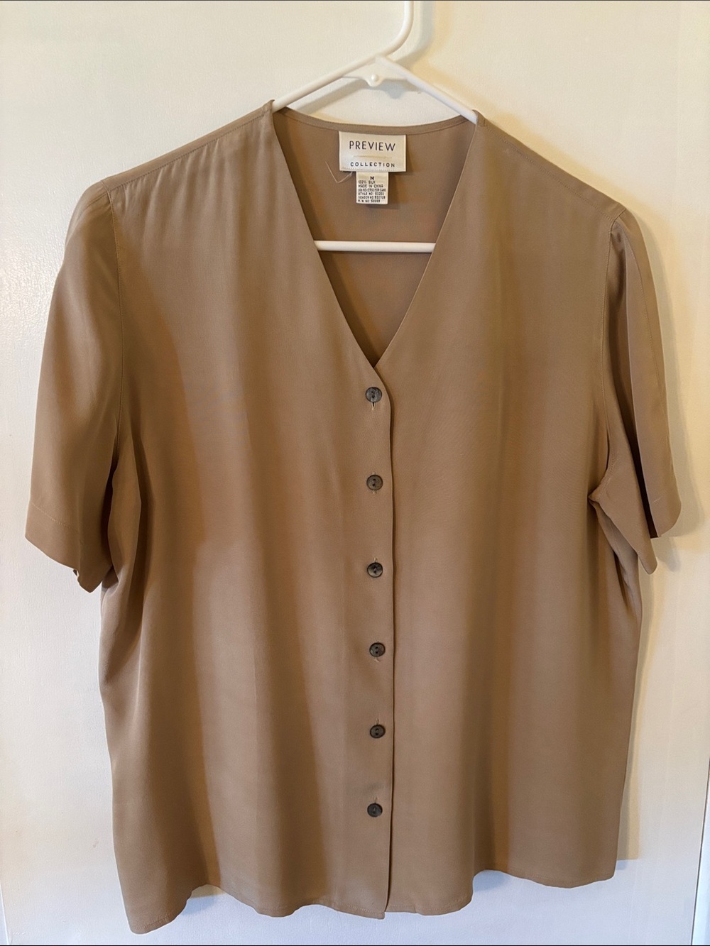 Preview Collection Women's Mocha Button-Front V-Neck Blouse